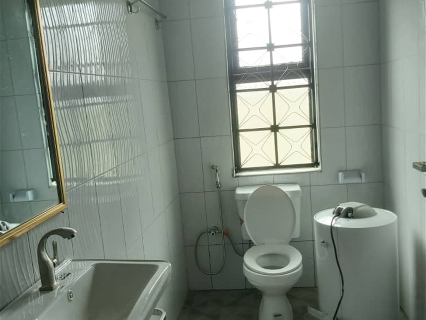 4 bedroom Bungalow for sale in Kitende Wakiso Uganda