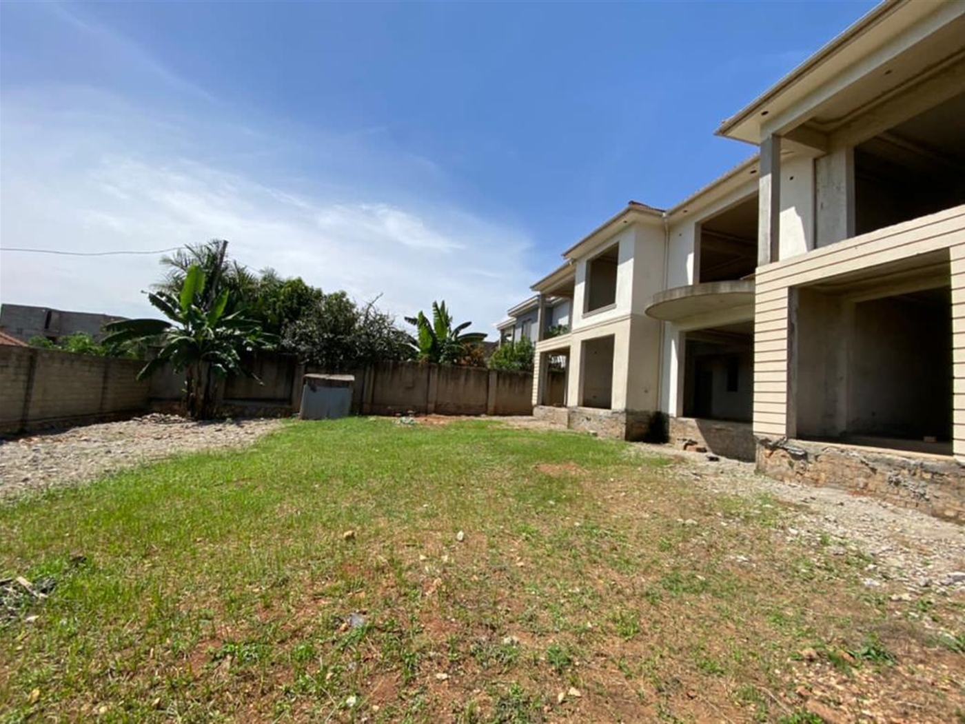6 bedroom Shell House for sale in Kiwaatule Kampala Uganda