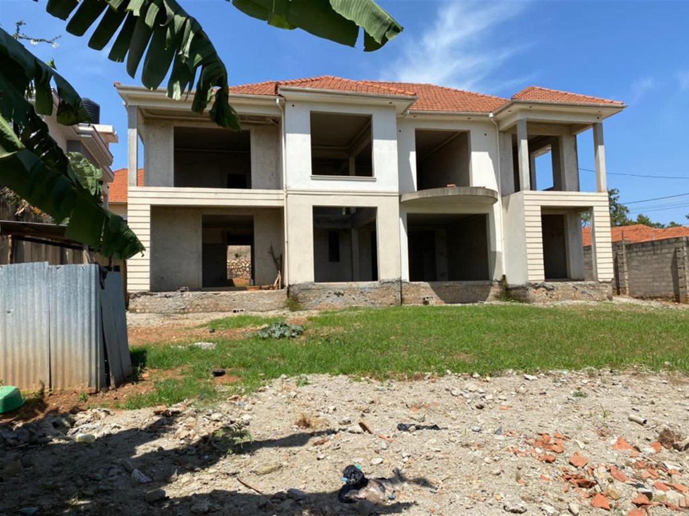 6 bedroom Shell House for sale in Kiwaatule Kampala Uganda