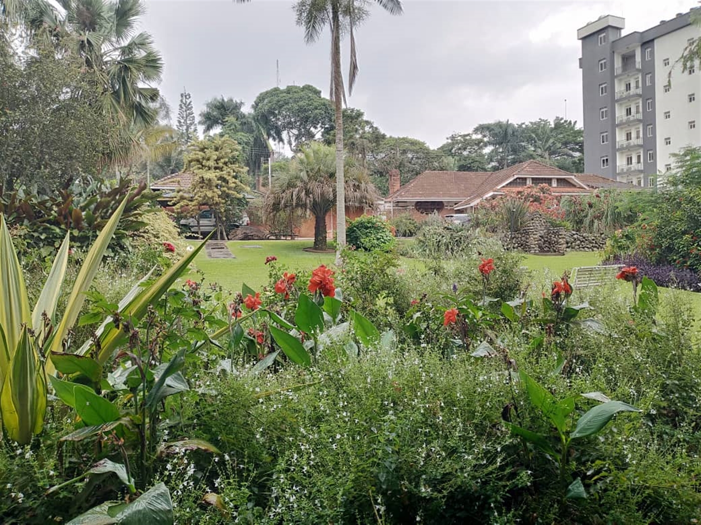 5 bedroom Bungalow for sale in Kololo Kampala Uganda