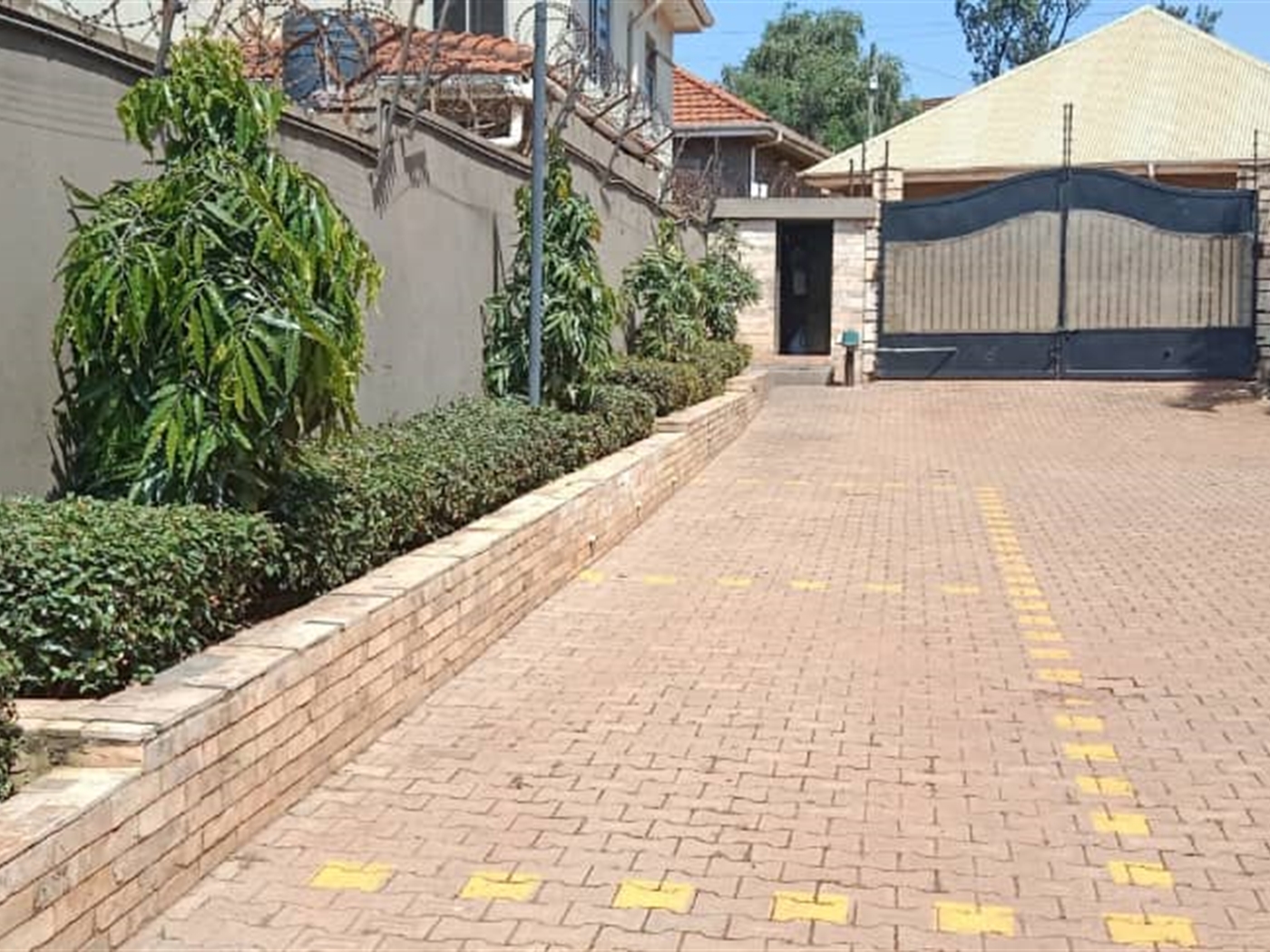 3 bedroom Apartment for rent in Naguru Kampala Uganda