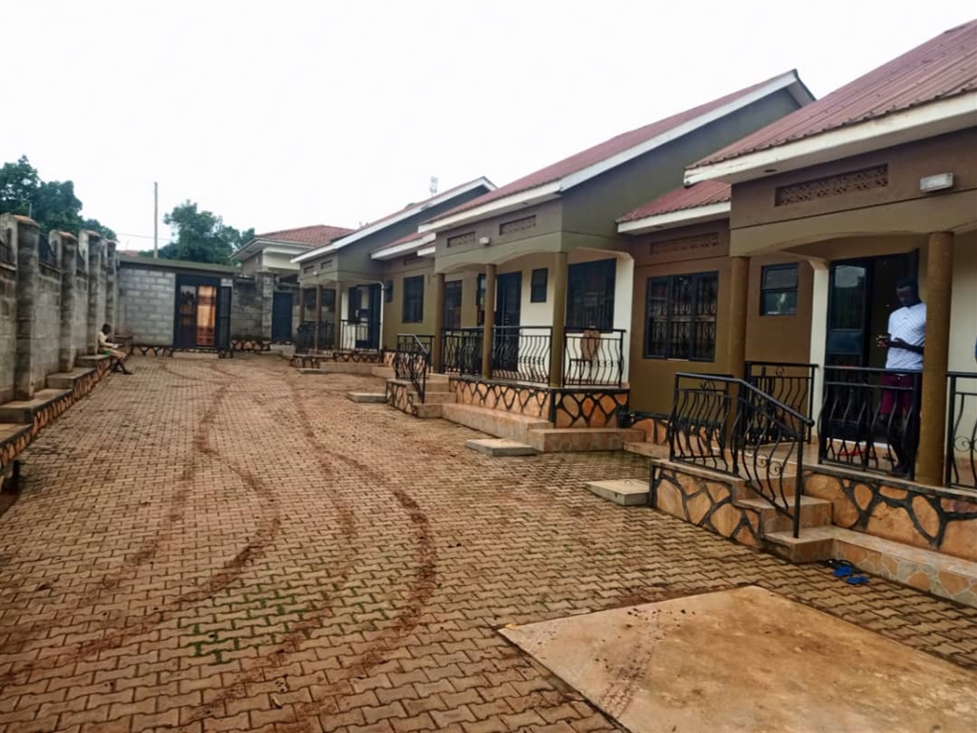 Guest house for sale in Bweyogerere Wakiso Uganda