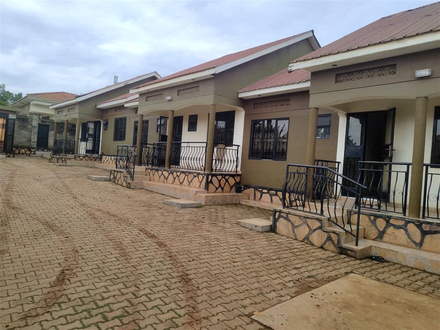 Guest house for sale in Bweyogerere Wakiso Uganda