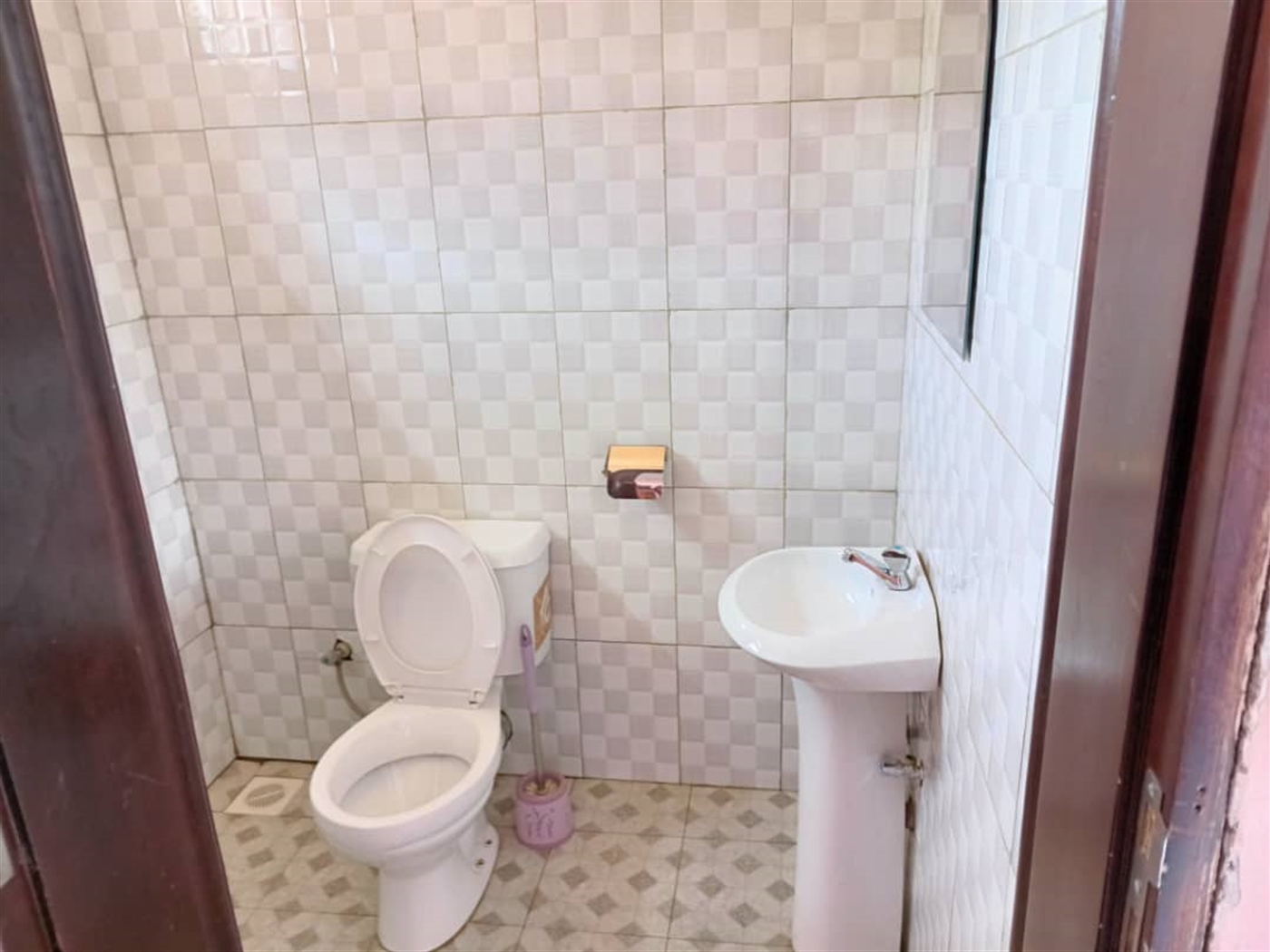 Hotel for sale in Seeta Wakiso Uganda