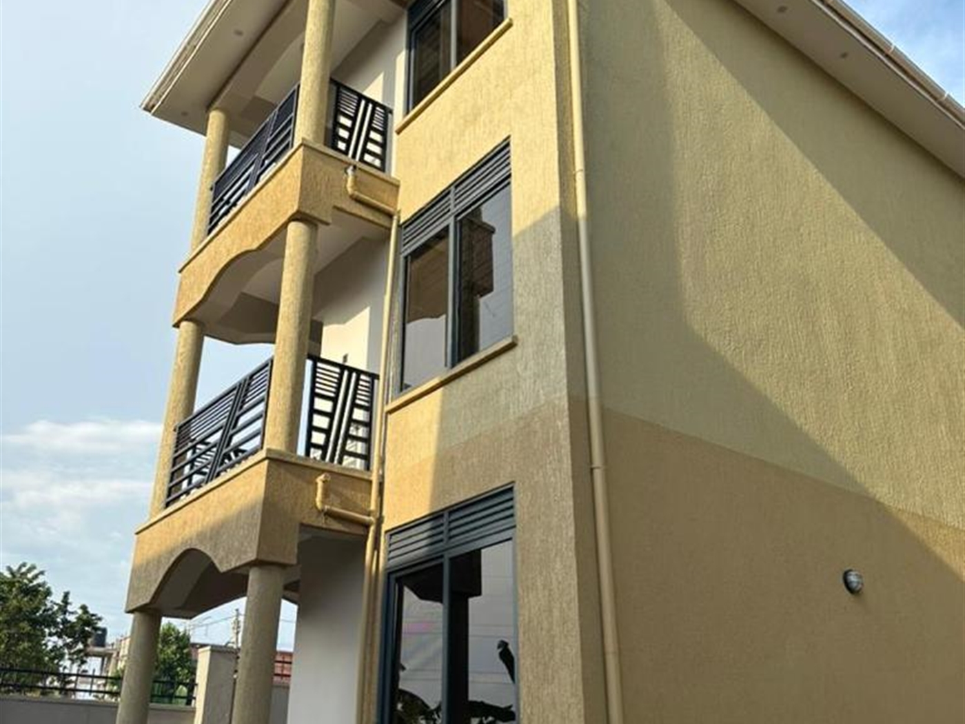 3 bedroom Apartment for sale in Kira Wakiso Uganda