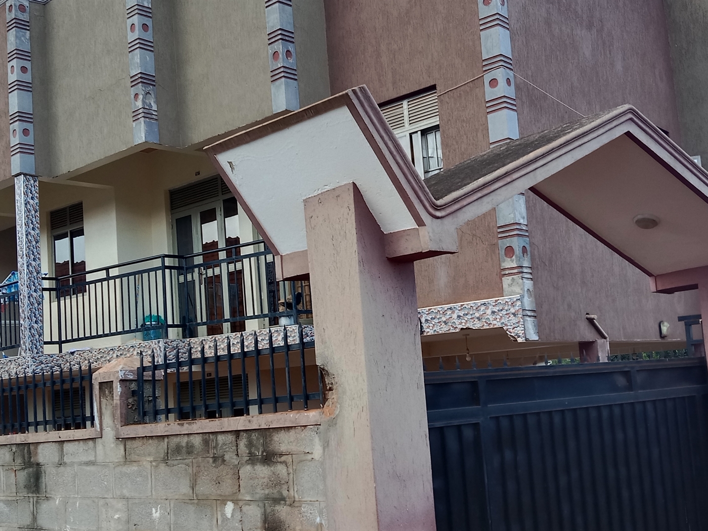 2 bedroom Apartment for sale in Seguku Wakiso Uganda