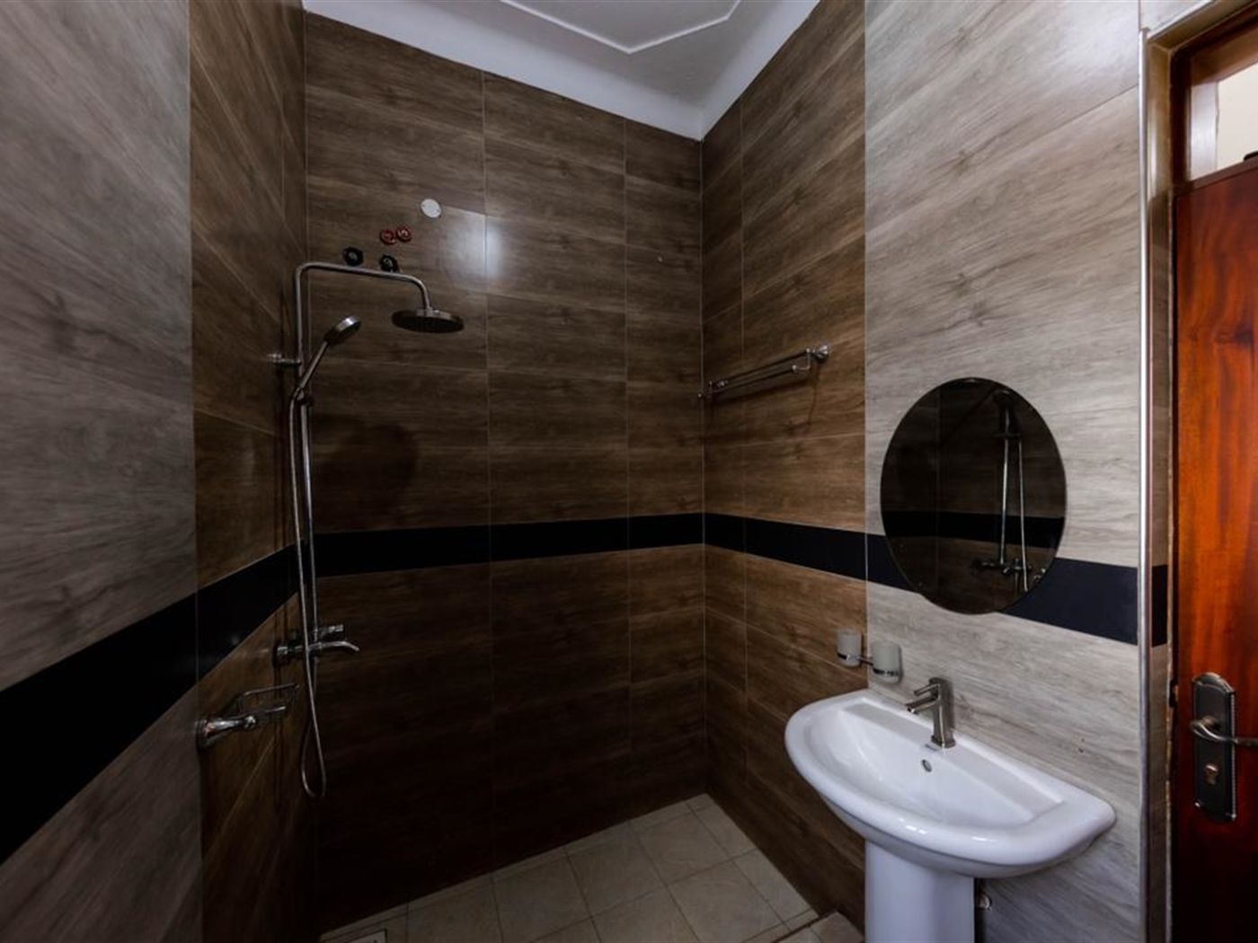 3 bedroom Apartment block for sale in Najjera Kampala Uganda