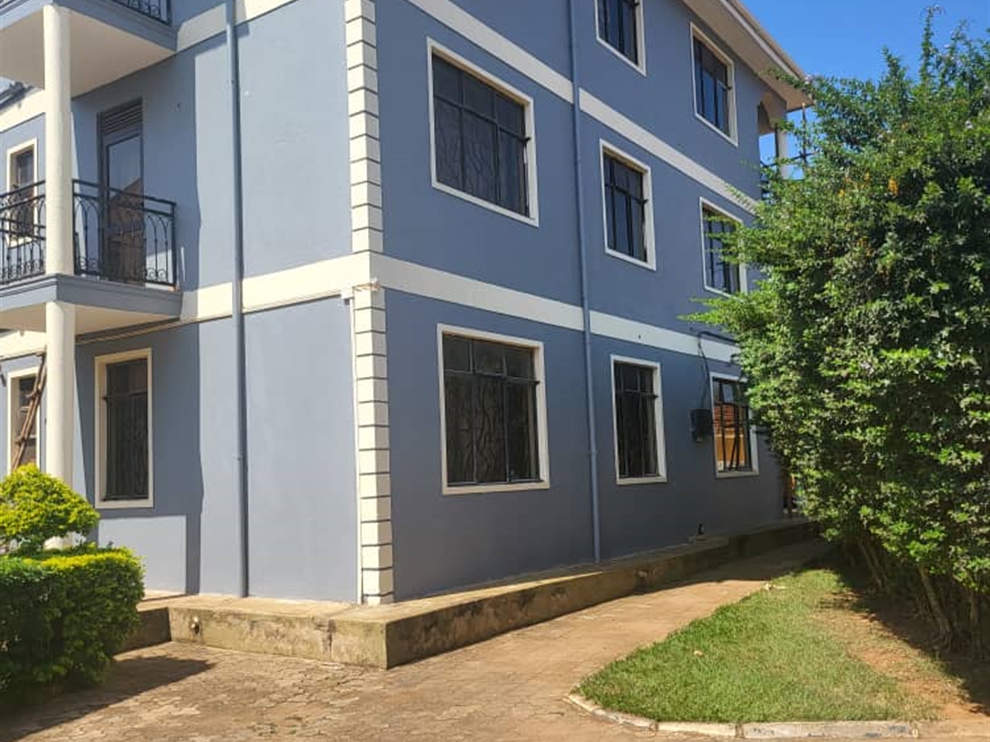1 bedroom Apartment block for sale in Bbunga Kampala Uganda