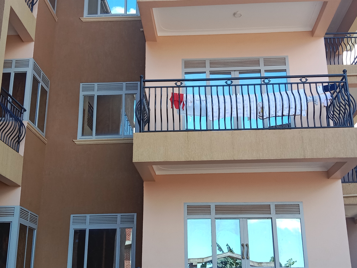 3 bedroom Apartment for rent in Nansana Wakiso Uganda