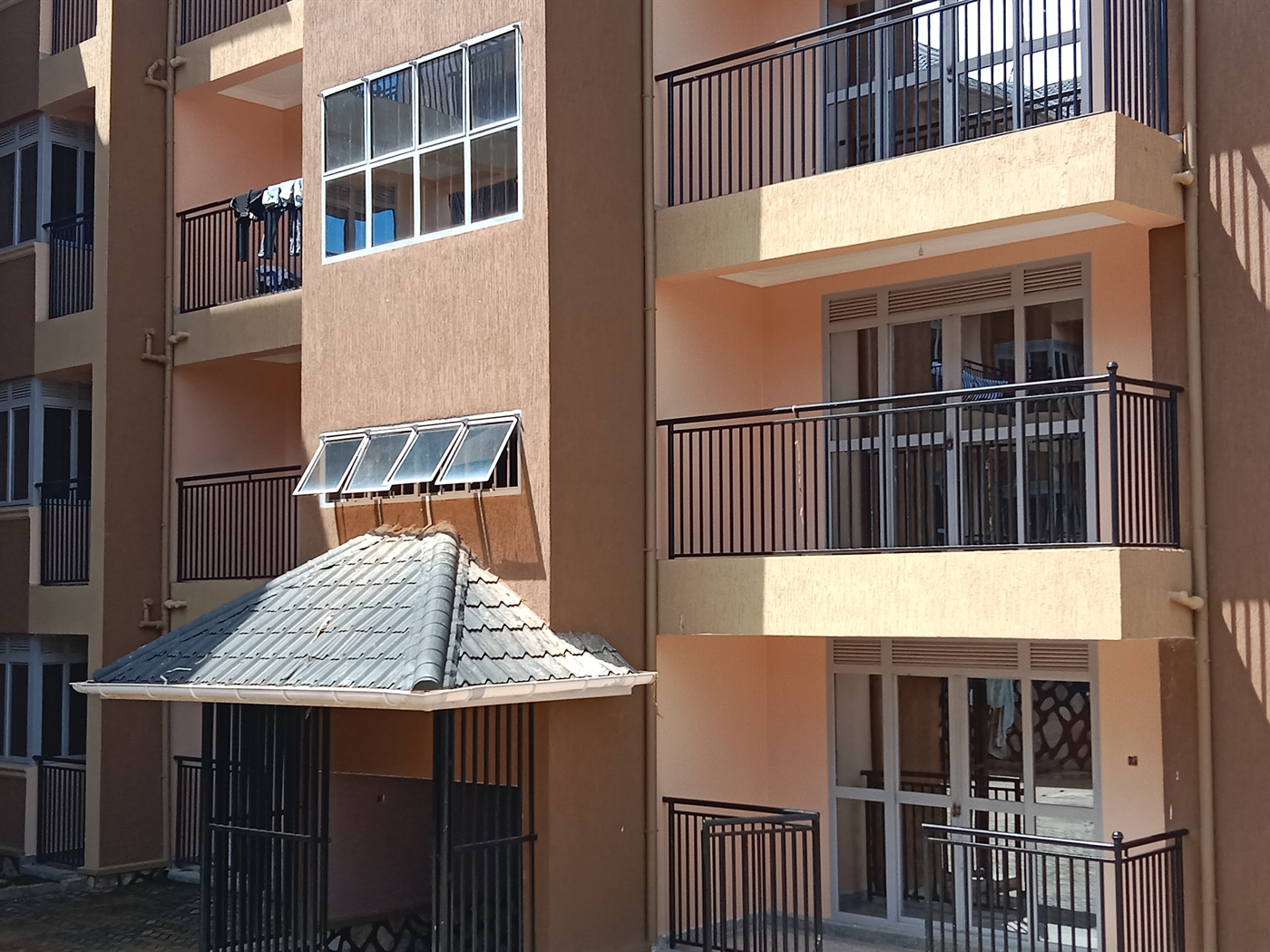 3 bedroom Apartment for rent in Nansana Wakiso Uganda