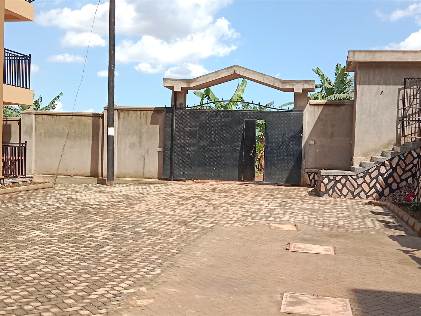 3 bedroom Apartment for rent in Nansana Wakiso Uganda