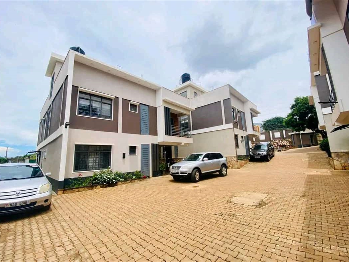 4 bedroom Villa for sale in Naguru Kampala Uganda