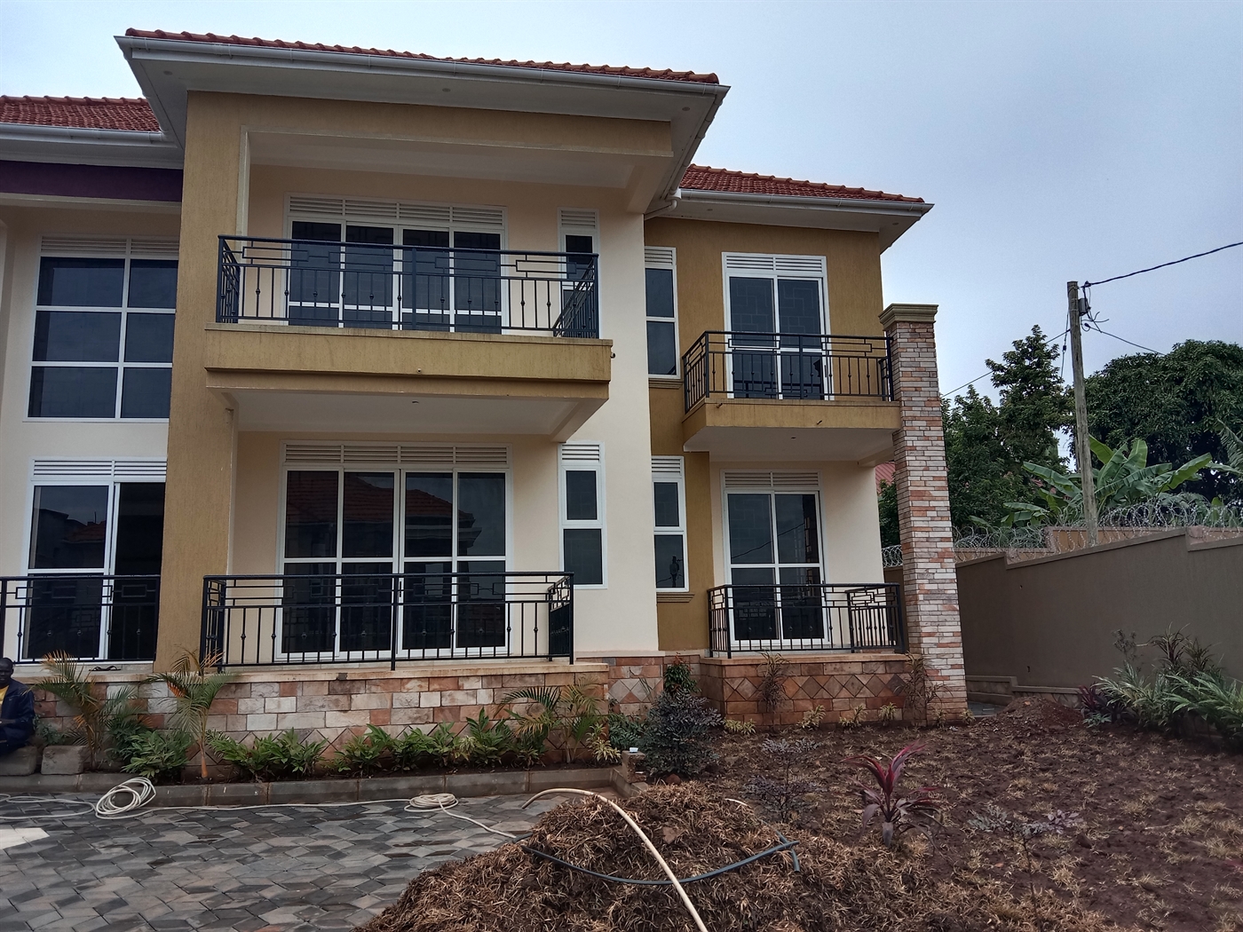 6 bedroom Mansion for sale in Kira Wakiso Uganda