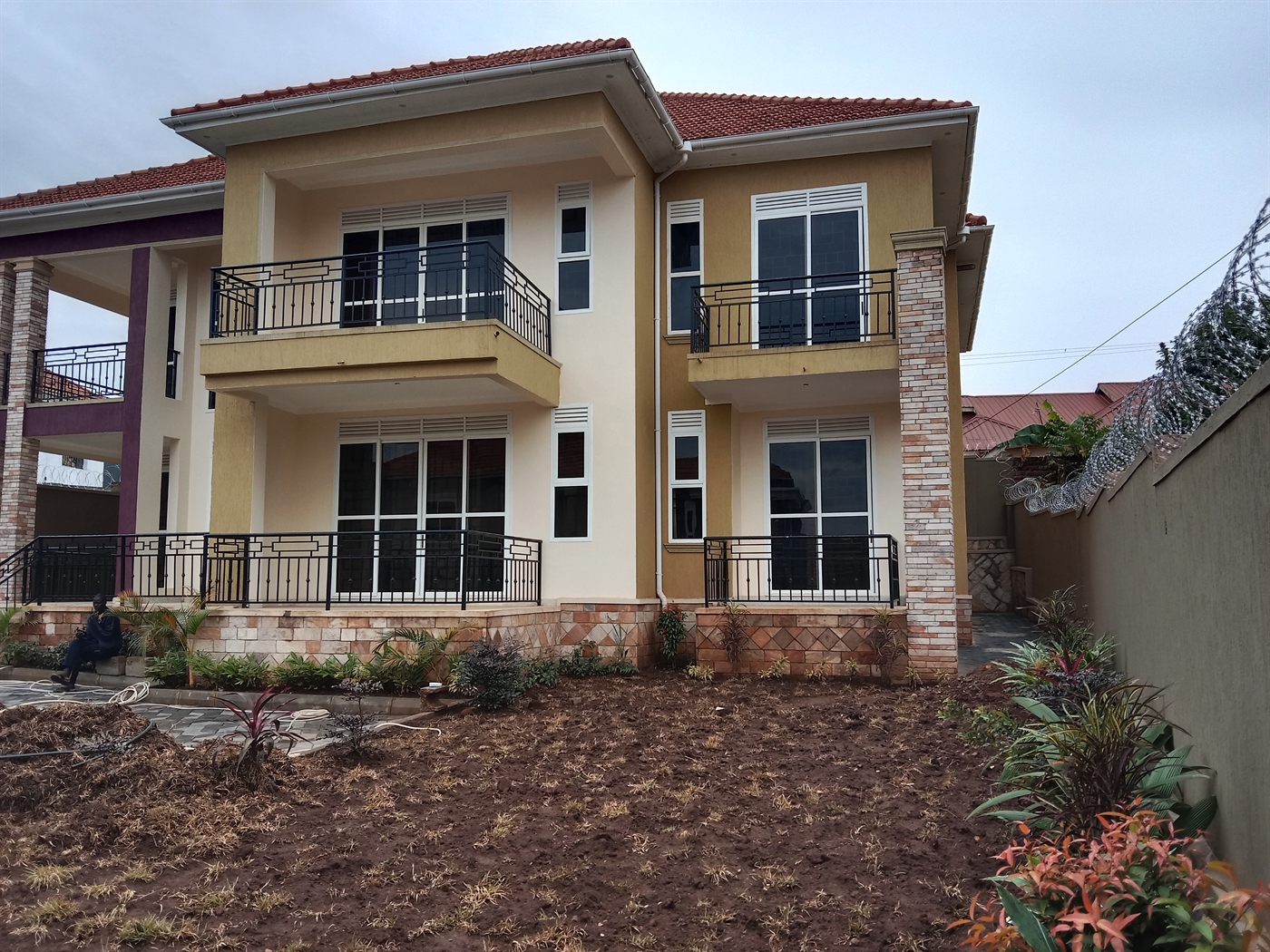 6 bedroom Mansion for sale in Kira Wakiso Uganda
