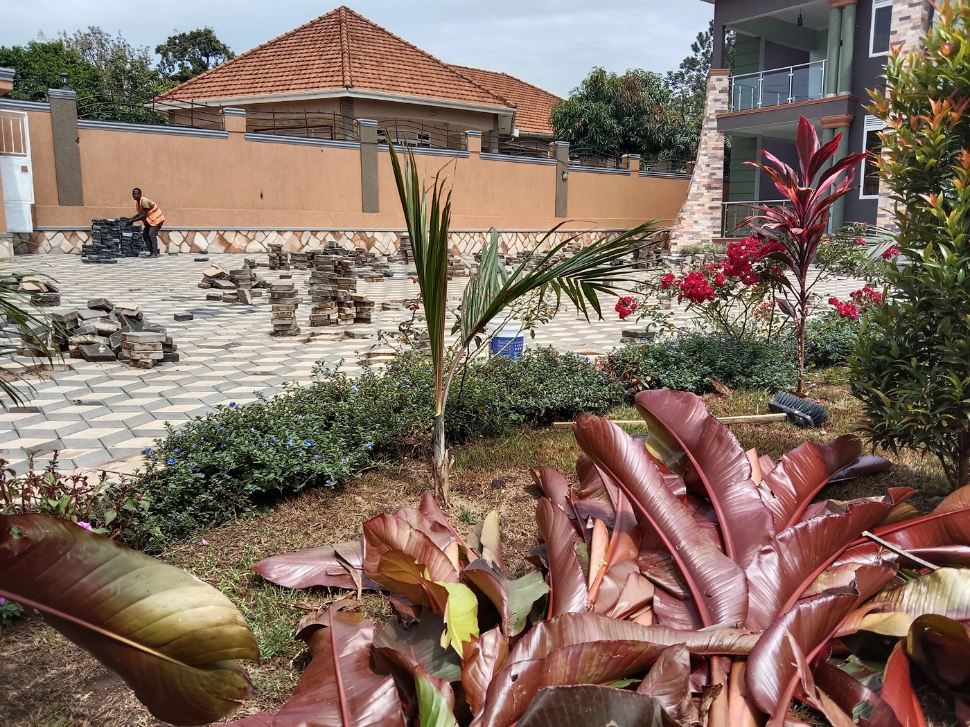 6 bedroom Mansion for sale in Kira Wakiso Uganda