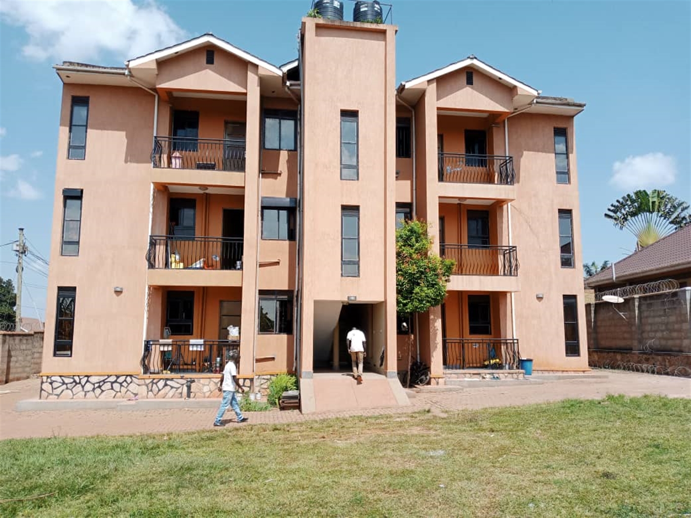 3 bedroom Apartment for rent in Najjera Wakiso Uga...