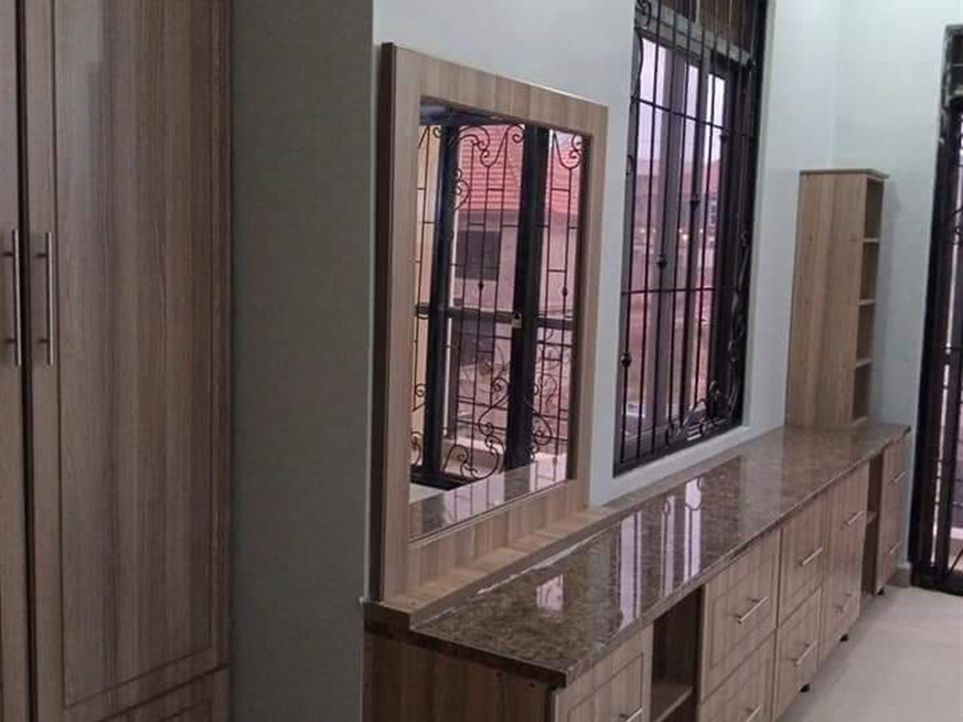 5 bedroom Town House for sale in Kyanja Kampala Uganda