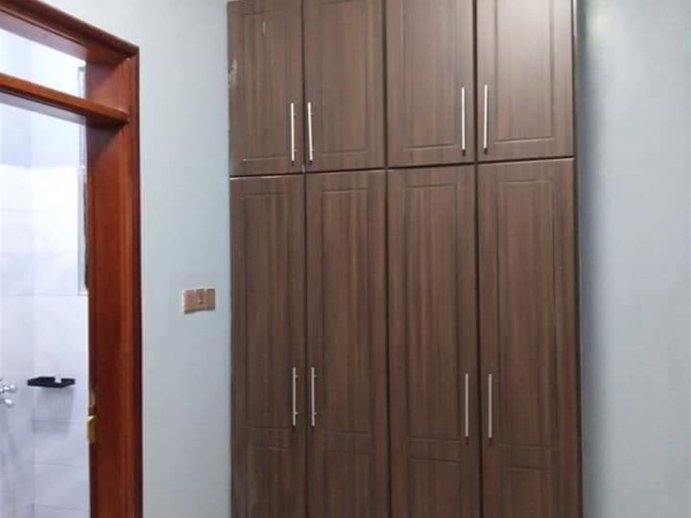 5 bedroom Town House for sale in Kyanja Kampala Uganda
