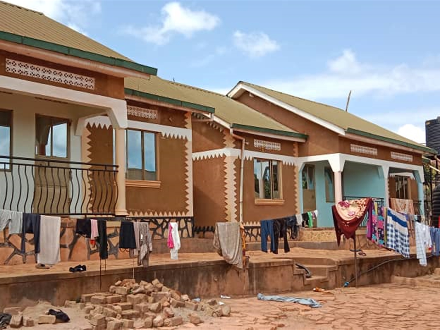 2 bedroom Semi detached for sale in Kitende Wakiso Uganda
