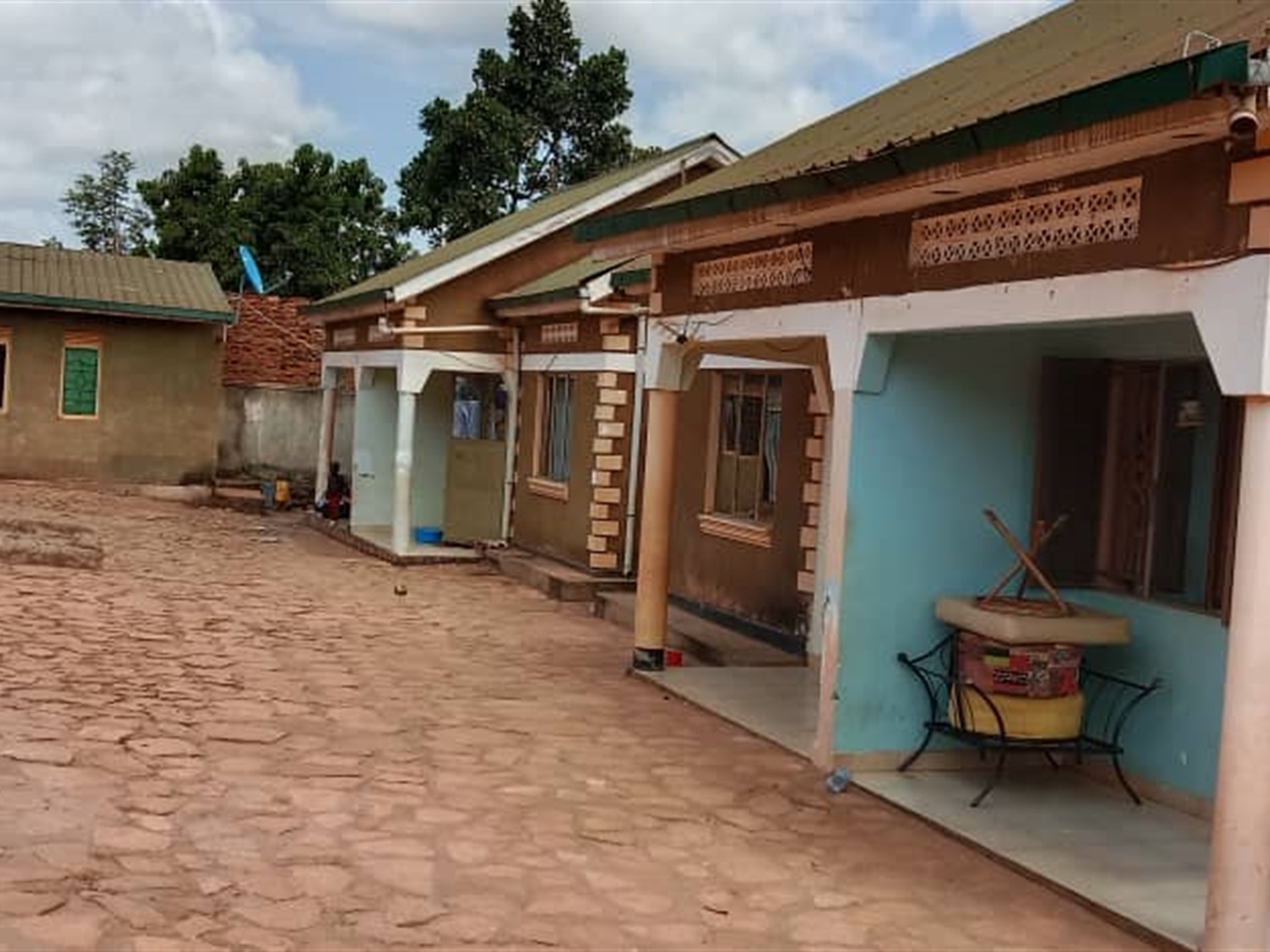 2 bedroom Semi detached for sale in Kitende Wakiso Uganda