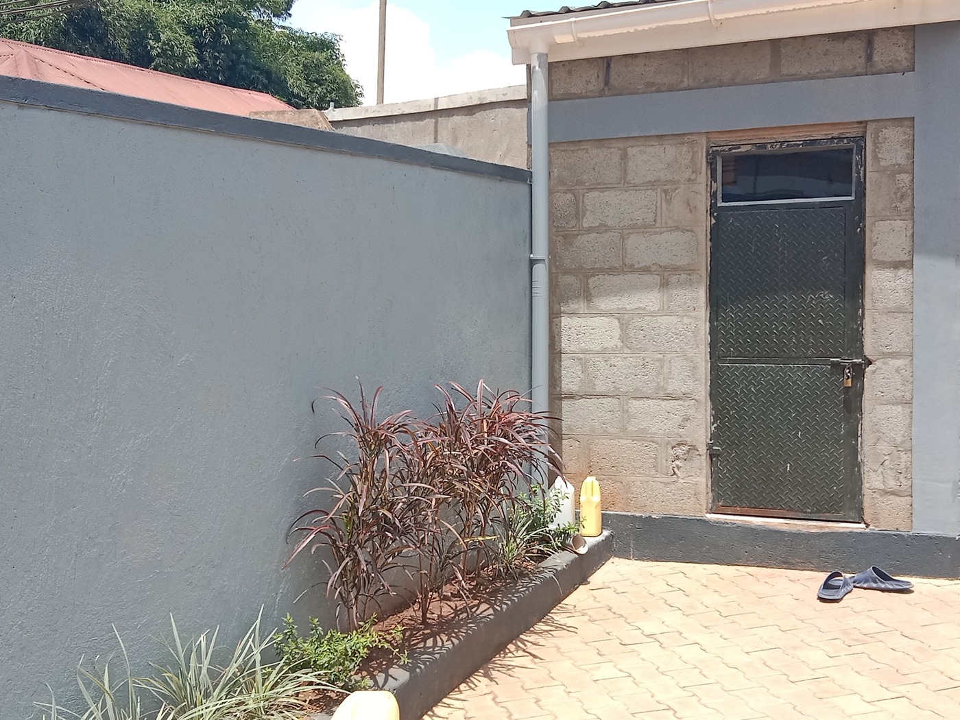 2 bedroom Semi detached for sale in Kyanja Kampala Uganda