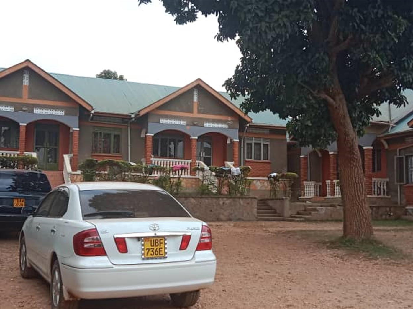 2 bedroom Semi detached for sale in Kisaasi Kampala Uganda