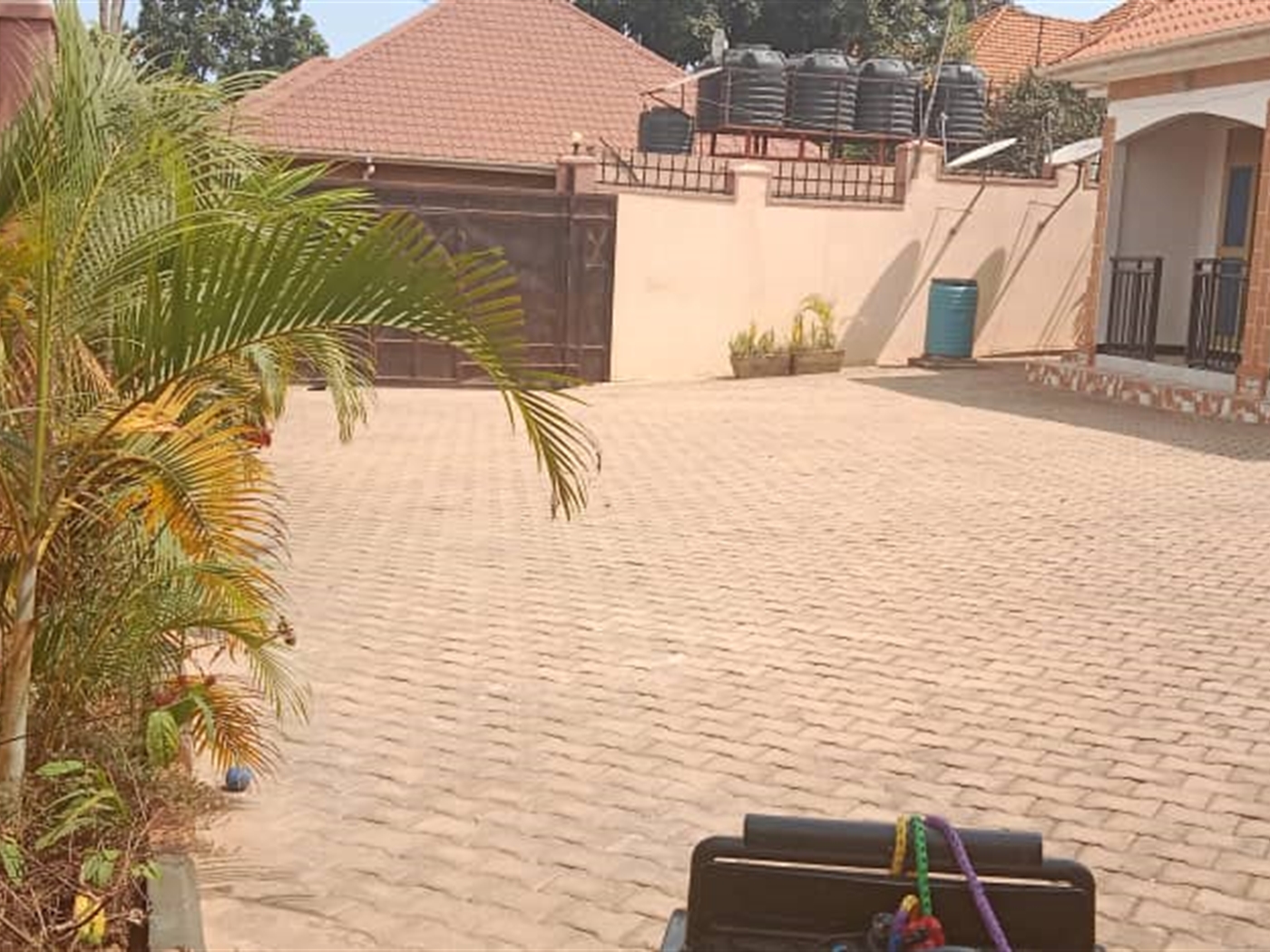 3 bedroom Semi detached for sale in Mbalwa Wakiso Uganda