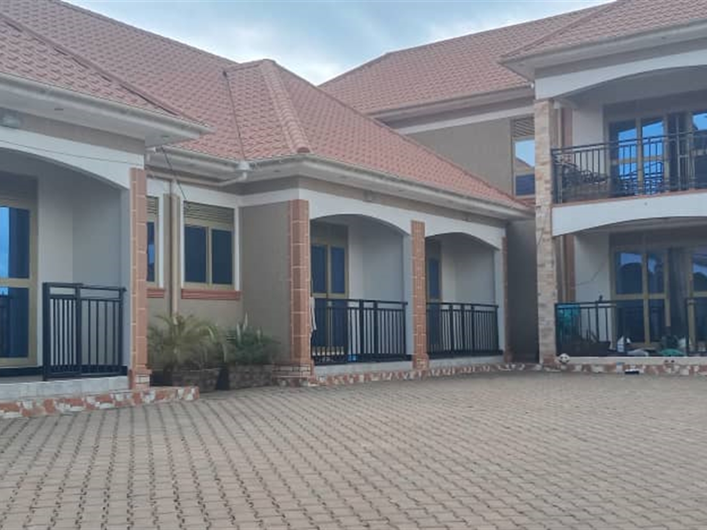 3 bedroom Semi detached for sale in Mbalwa Wakiso Uganda