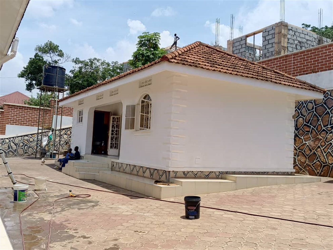 5 bedroom Mansion for sale in Makindye Kampala Uganda
