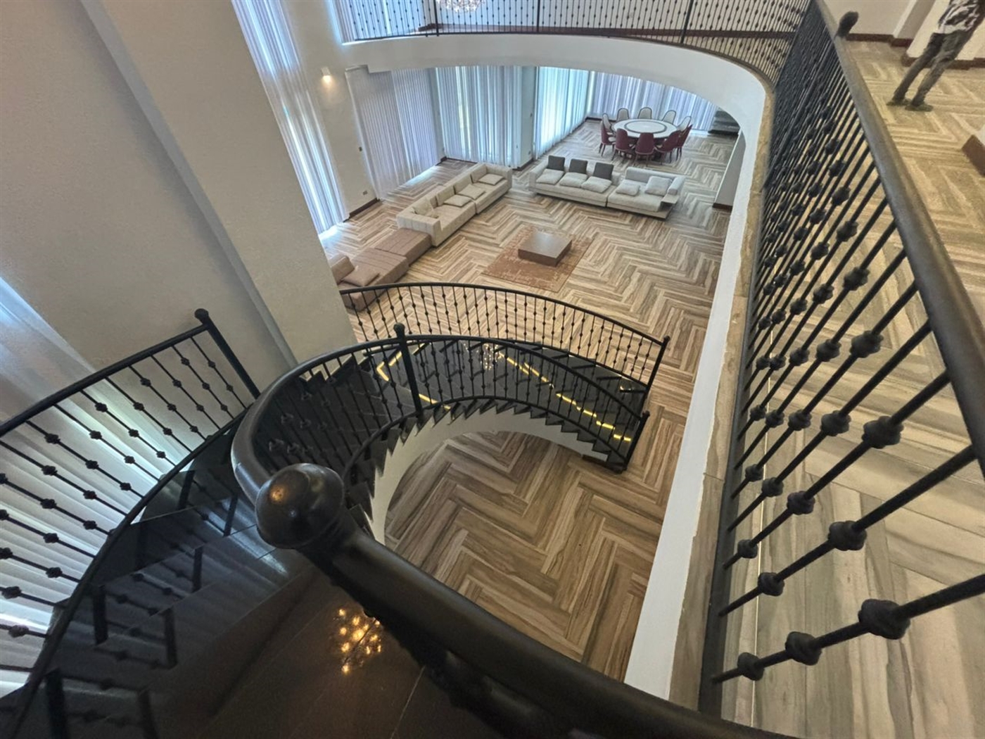 8 bedroom Mansion for sale in Kigo Wakiso Uganda