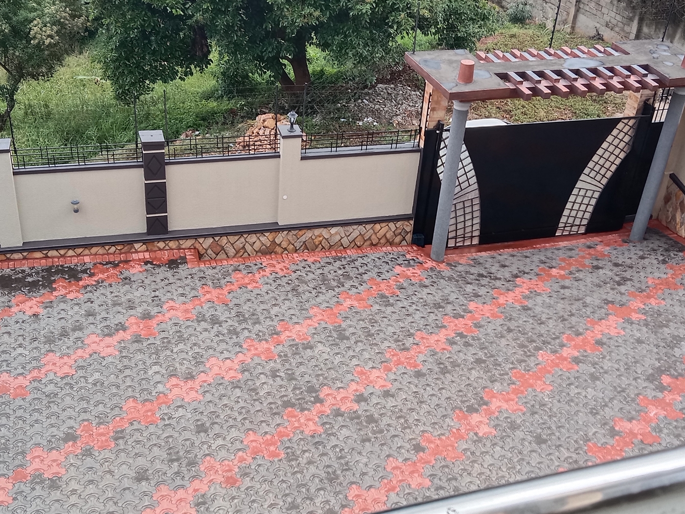 7 bedroom Mansion for sale in Lubowa Wakiso Uganda