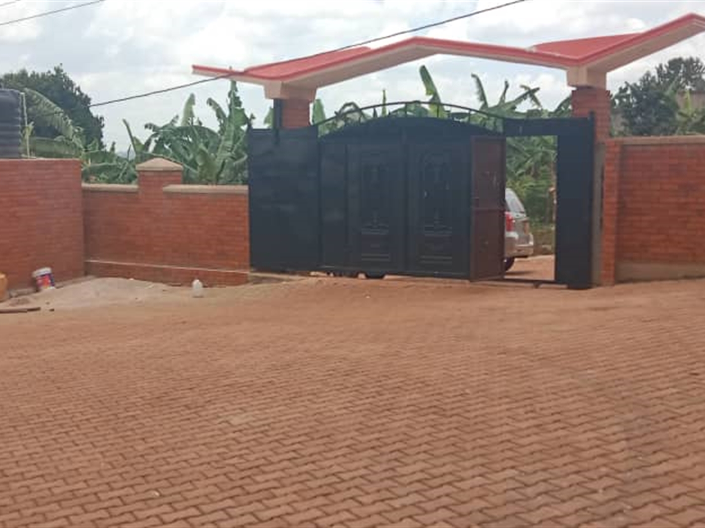 3 bedroom Apartment for rent in Katale Wakiso Uganda