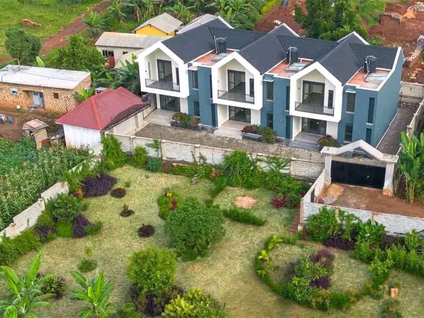 4 bedroom Duplex for sale in Kira Wakiso Uganda