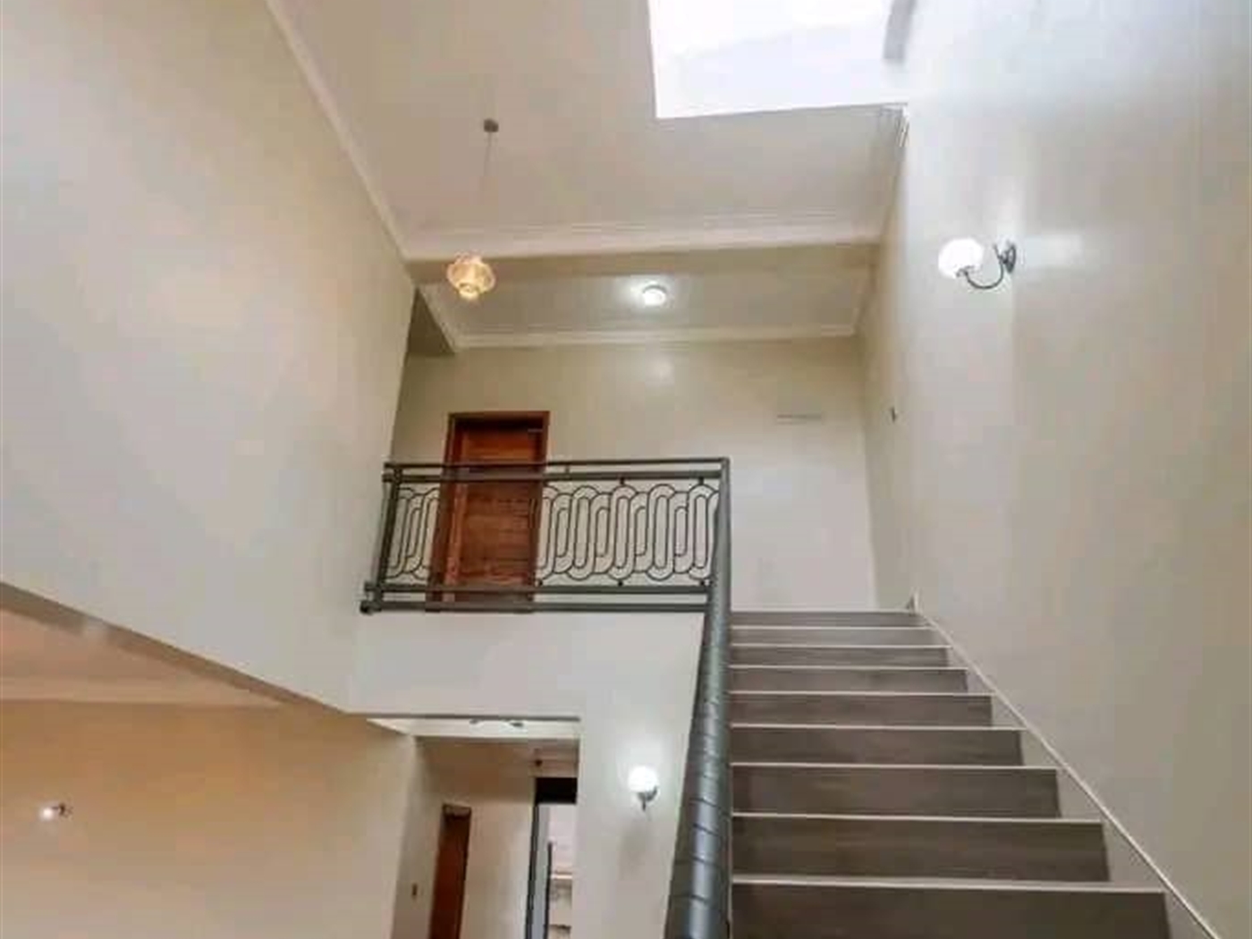 4 bedroom Duplex for sale in Kira Wakiso Uganda