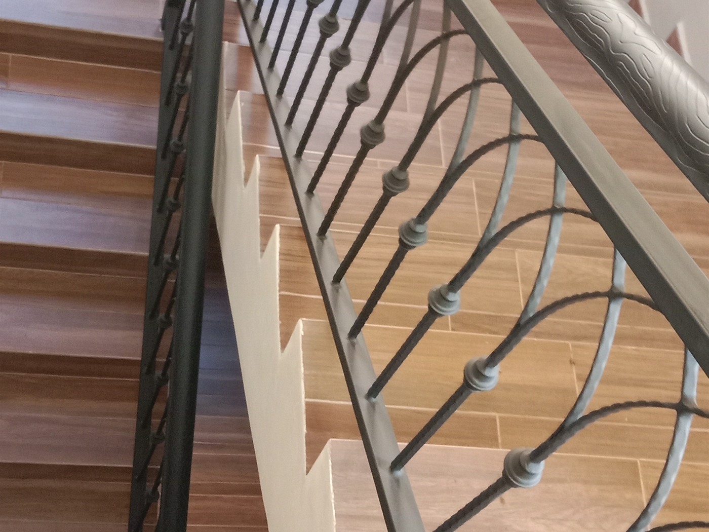 6 bedroom Storeyed house for sale in Munyonyo Kampala Uganda