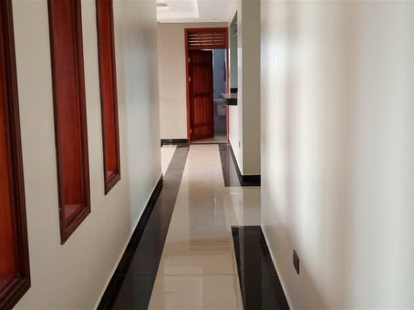 6 bedroom Storeyed house for sale in Bwebajja Wakiso Uganda