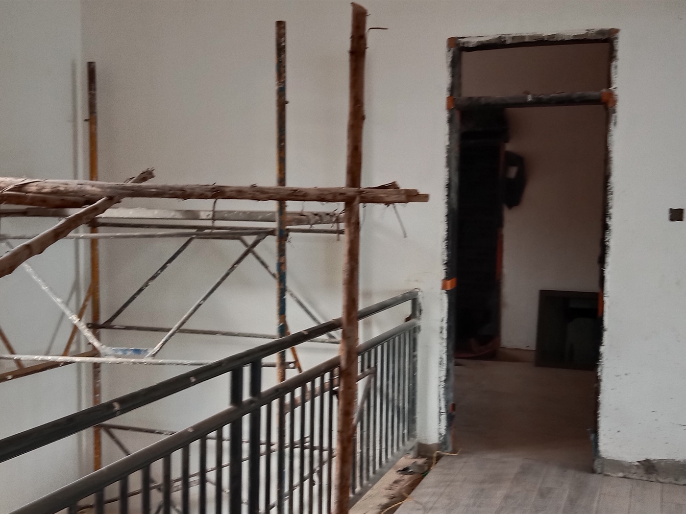 5 bedroom Storeyed house for sale in Munyonyo Kampala Uganda