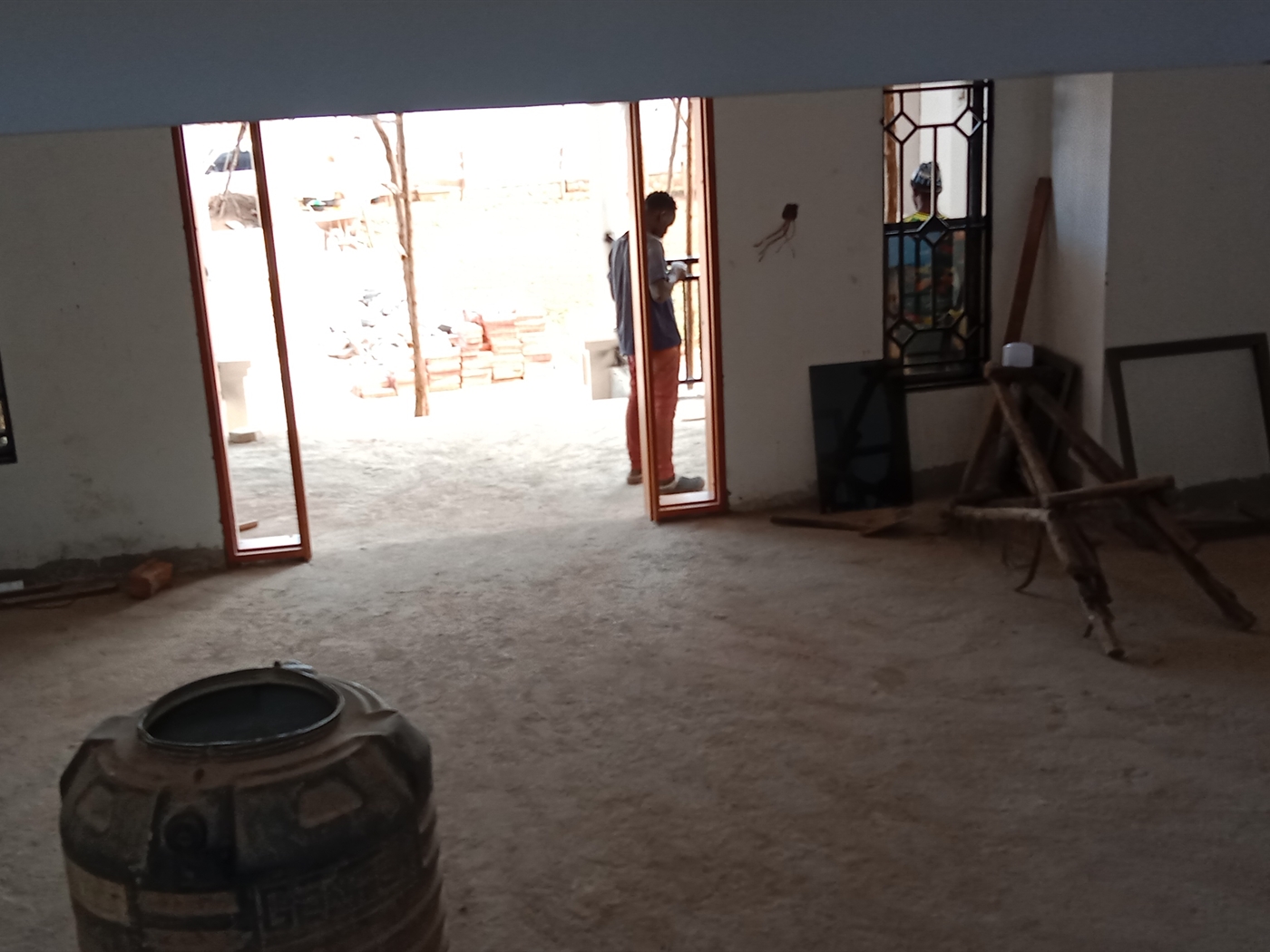 5 bedroom Storeyed house for sale in Munyonyo Kampala Uganda