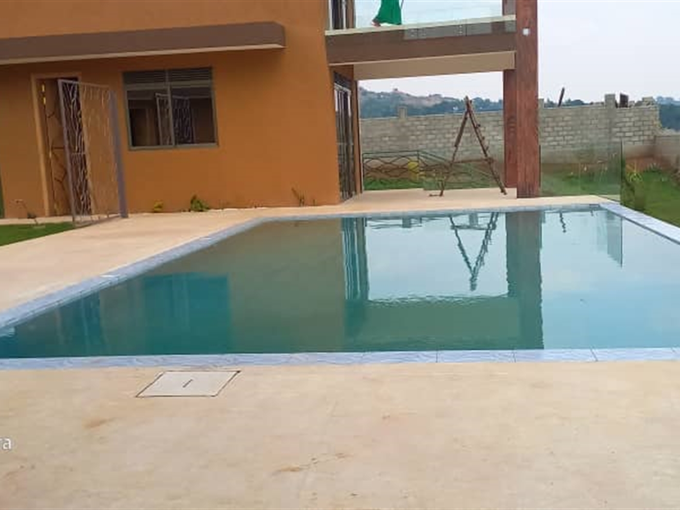 6 bedroom Storeyed house for sale in Kigo Wakiso Uganda