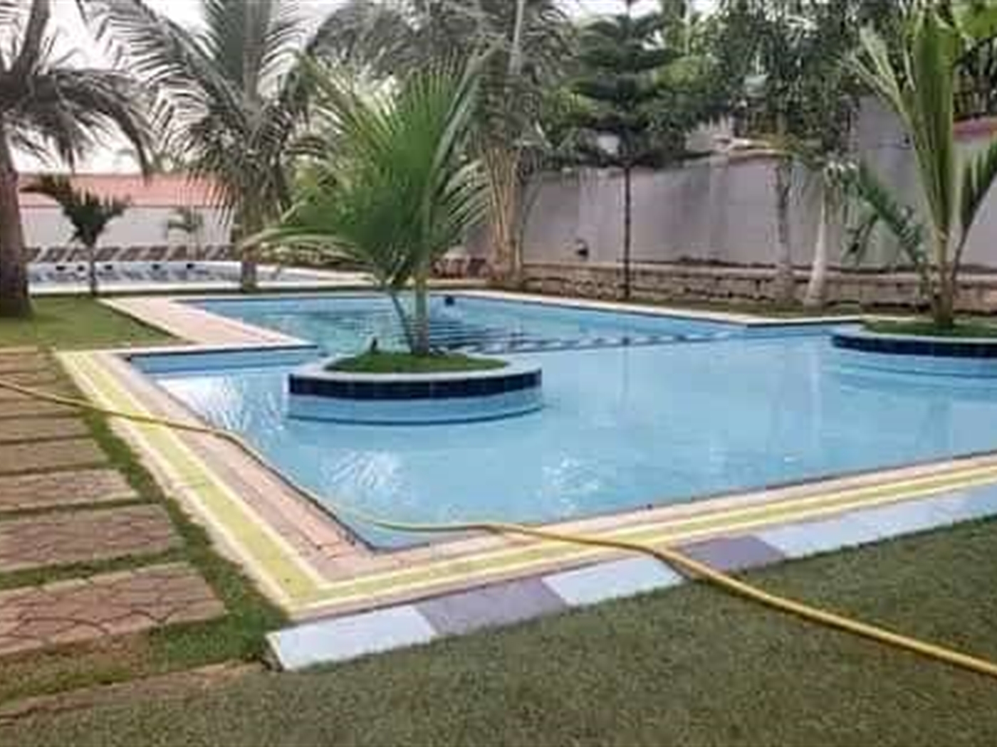 6 bedroom Storeyed house for sale in Bunamwaaya Wakiso Uganda