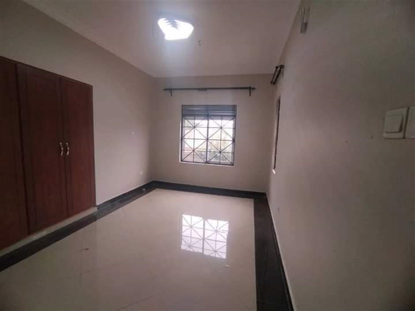 4 bedroom Vacation rental for rent in Kira Wakiso Uganda