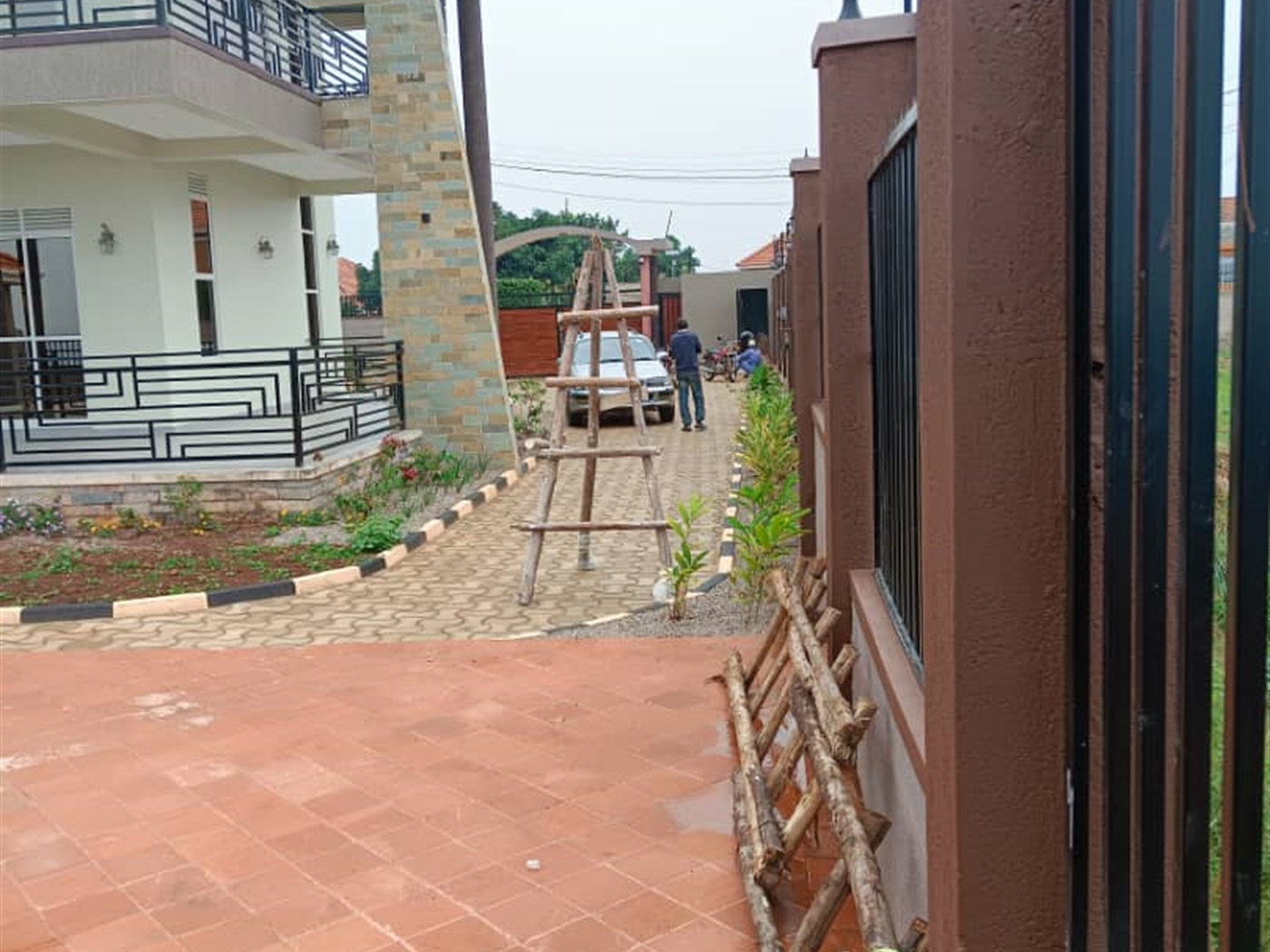 5 bedroom Storeyed house for sale in Akright Wakiso Uganda