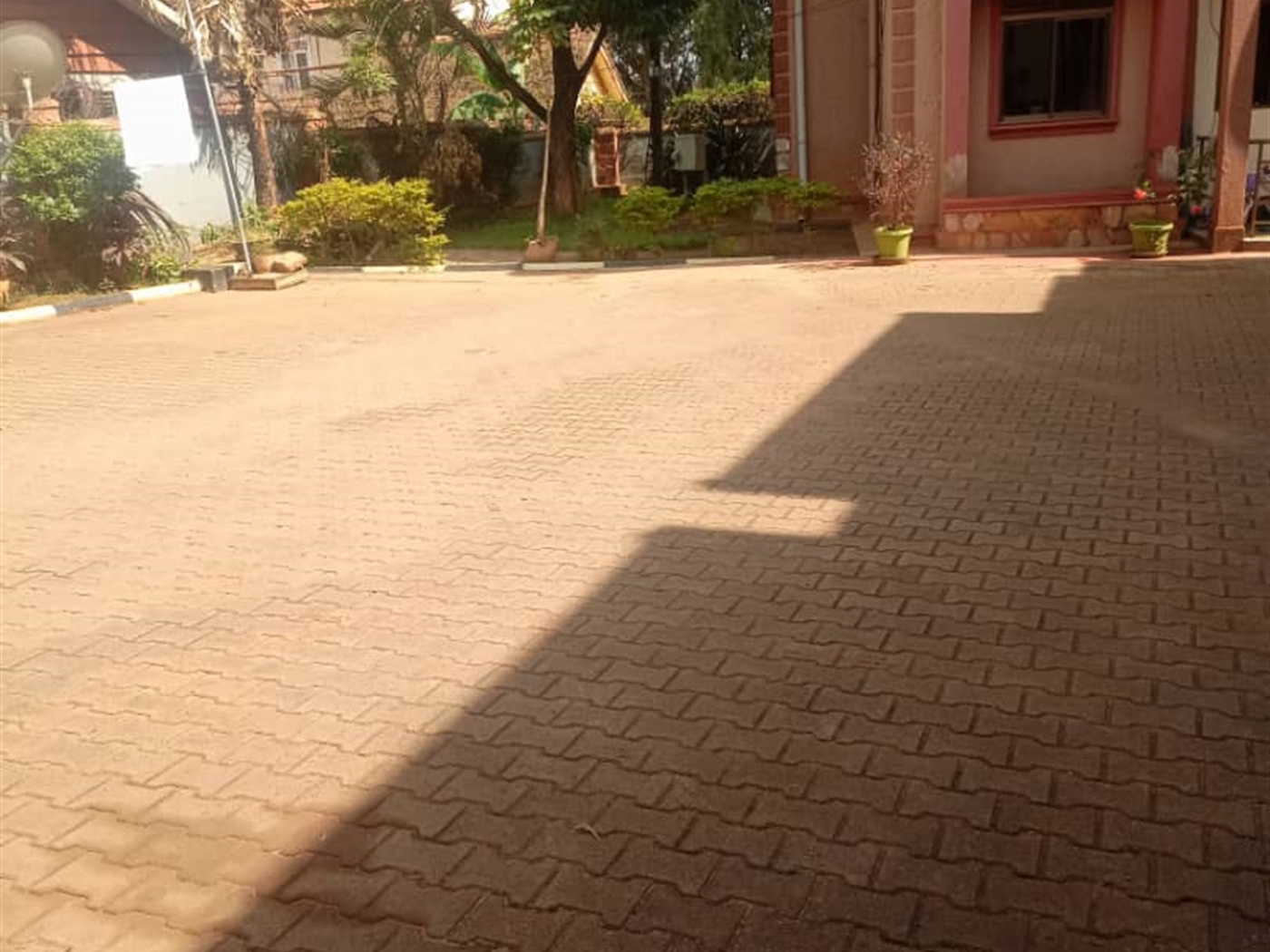 bedroom Apartment for sale in Kansanga Kampala Uganda