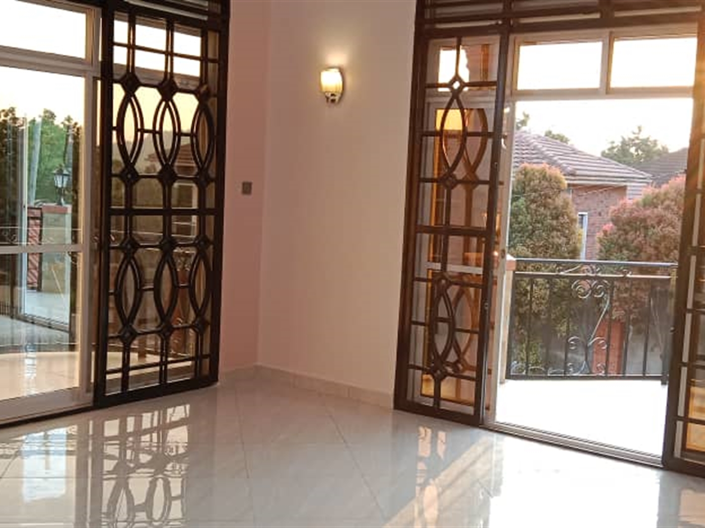 6 bedroom Storeyed house for sale in Akright Wakiso Uganda