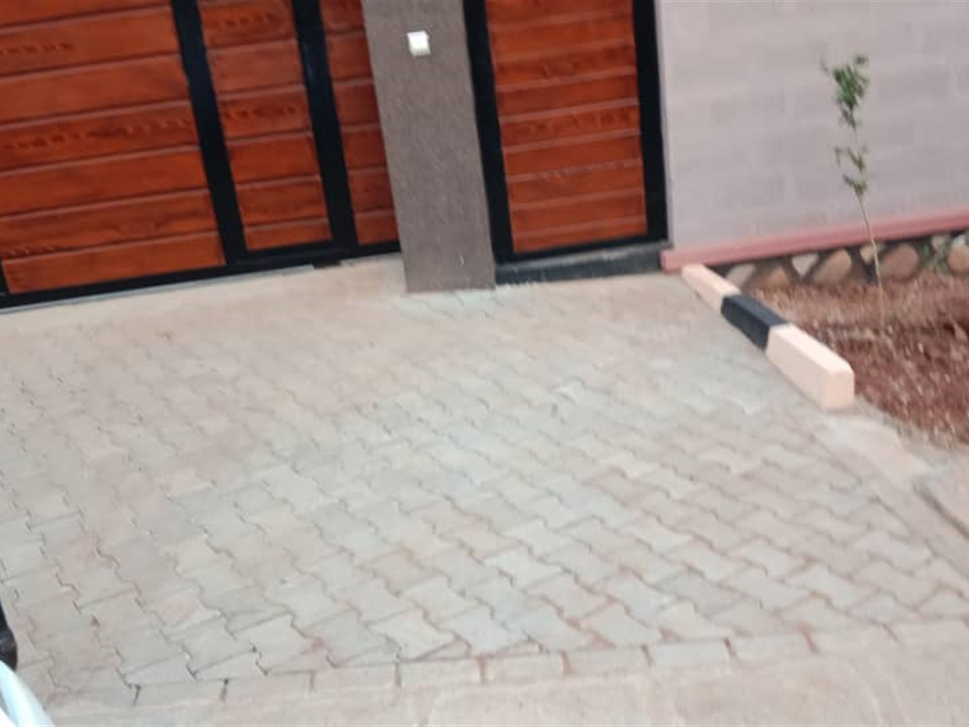 6 bedroom Storeyed house for sale in Akright Wakiso Uganda