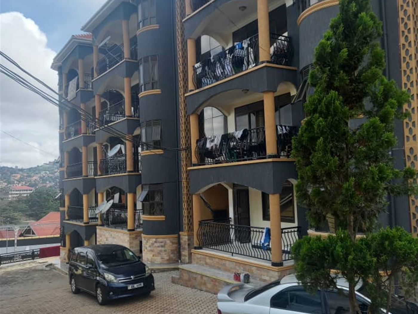 2 bedroom Apartment for sale in Kansanga Kampala Uganda