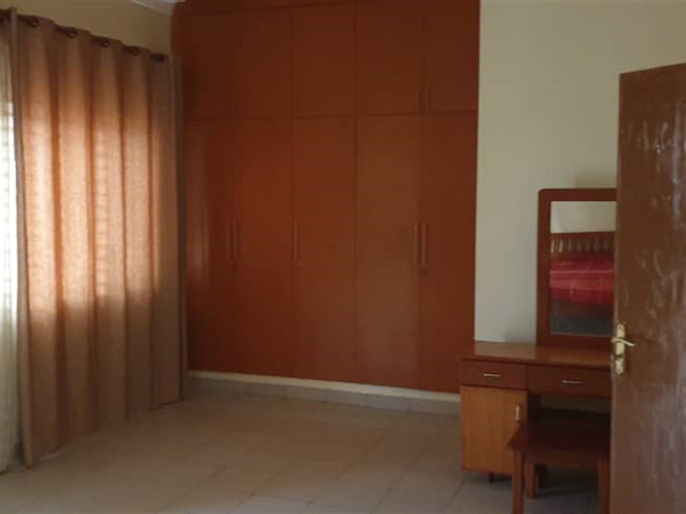 3 bedroom Apartment for sale in Bugoloobi Kampala Uganda