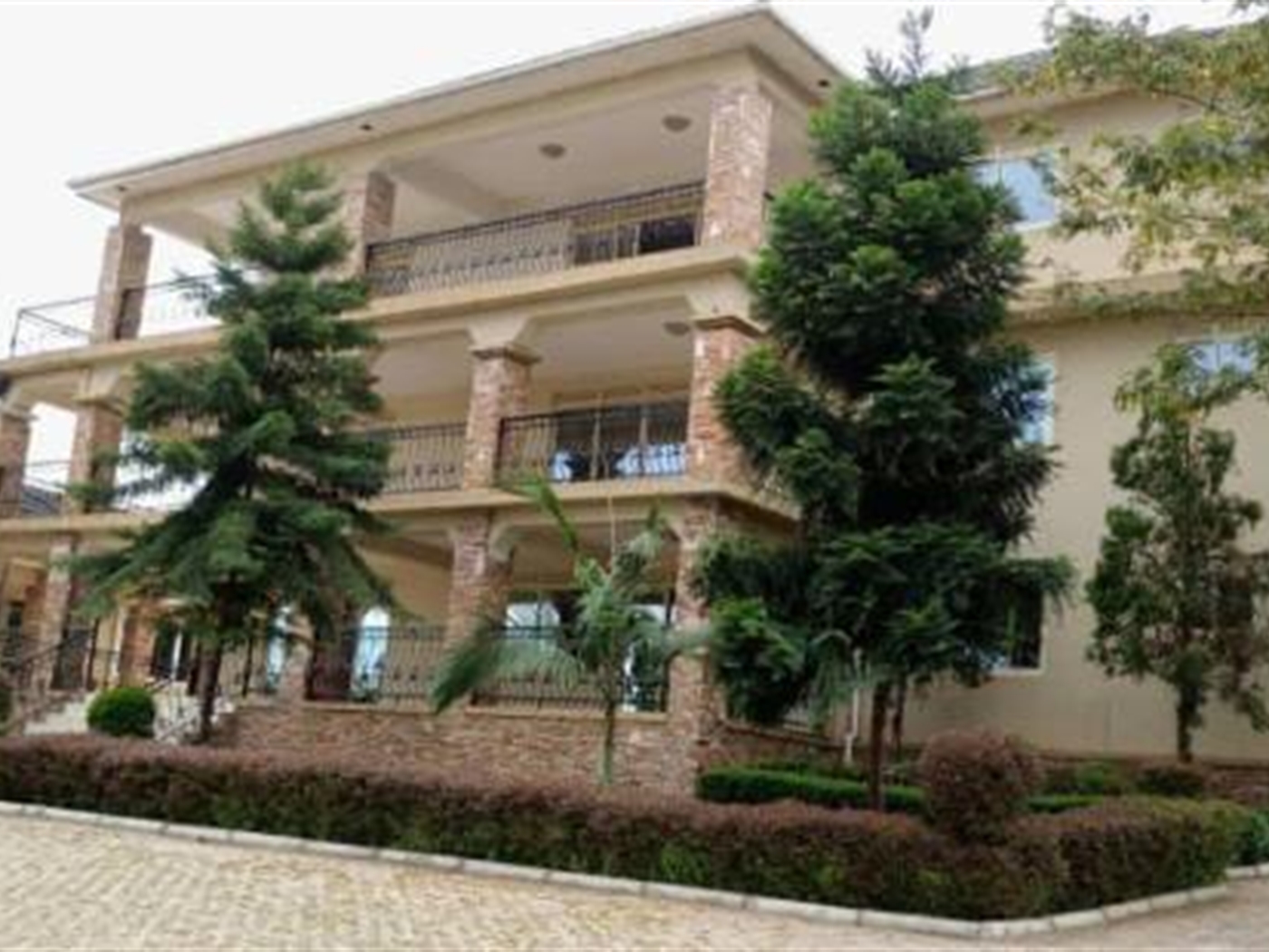 6 bedroom Storeyed house for sale in Bbunga Kampal...