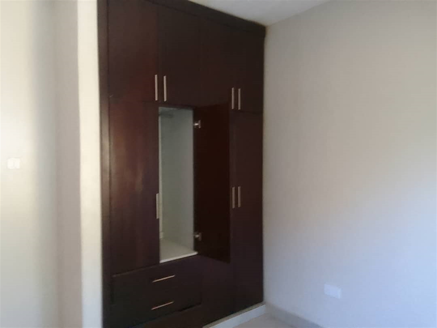 4 bedroom Apartment for rent in Bulindo Wakiso Uganda