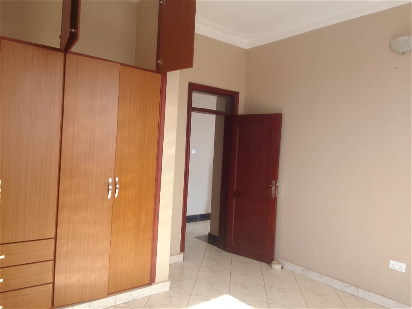 4 bedroom Apartment for rent in Bulindo Wakiso Uganda